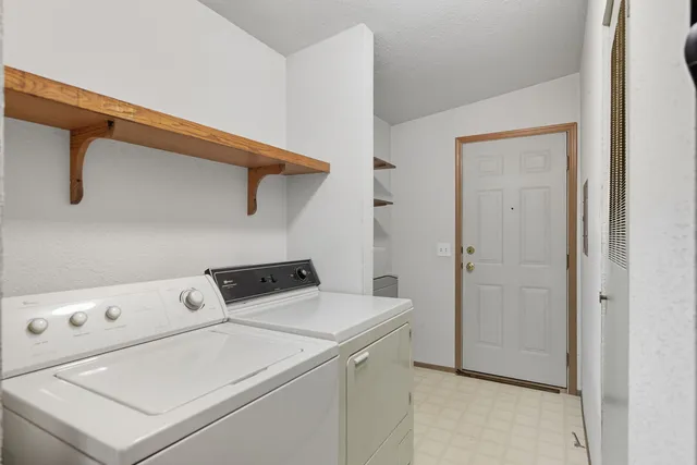 $64,900 | 219 Meadowlark Lane, Sandwich, IL 60548