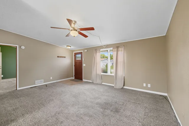 $64,900 | 219 Meadowlark Lane, Sandwich, IL 60548