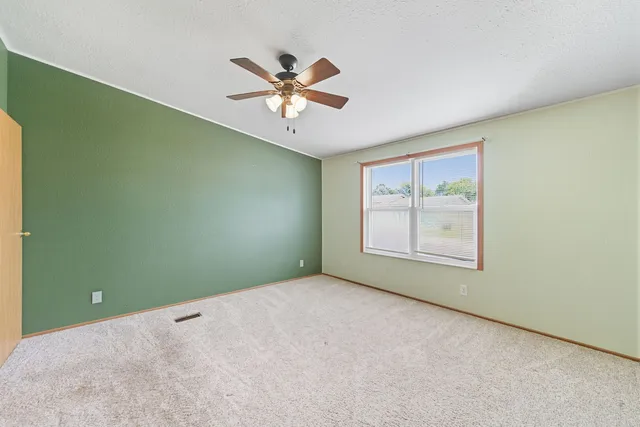 $64,900 | 219 Meadowlark Lane, Sandwich, IL 60548