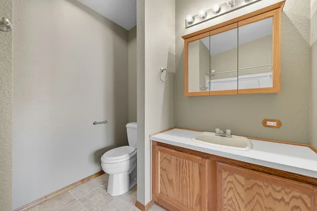 $64,900 | 219 Meadowlark Lane, Sandwich, IL 60548