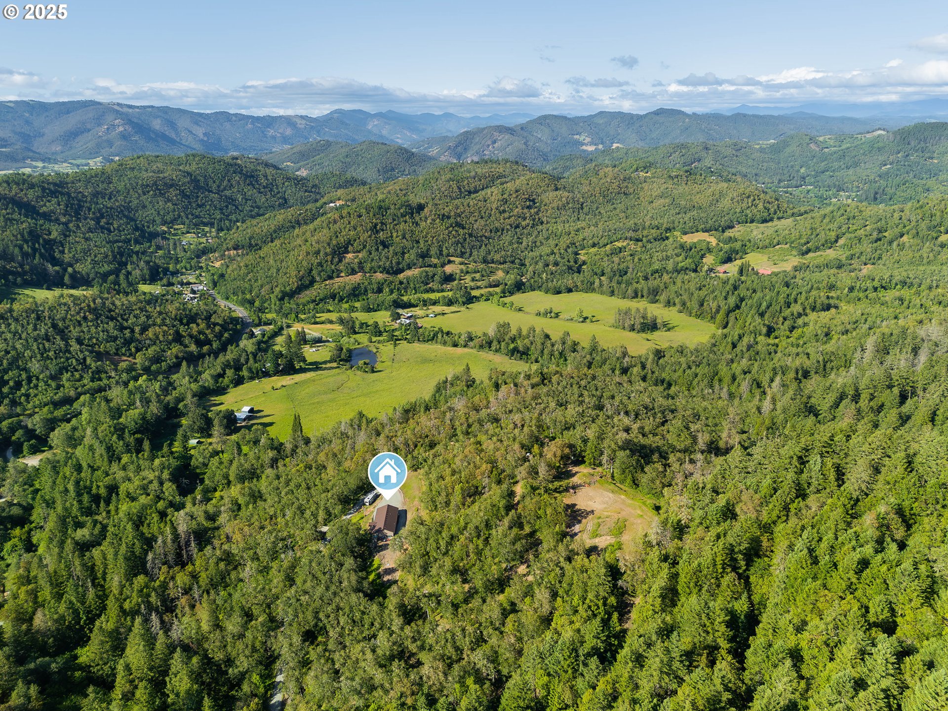 460 Huckleberry Mountain Lane Riddle, OR 97469 - Photo 27 of 34