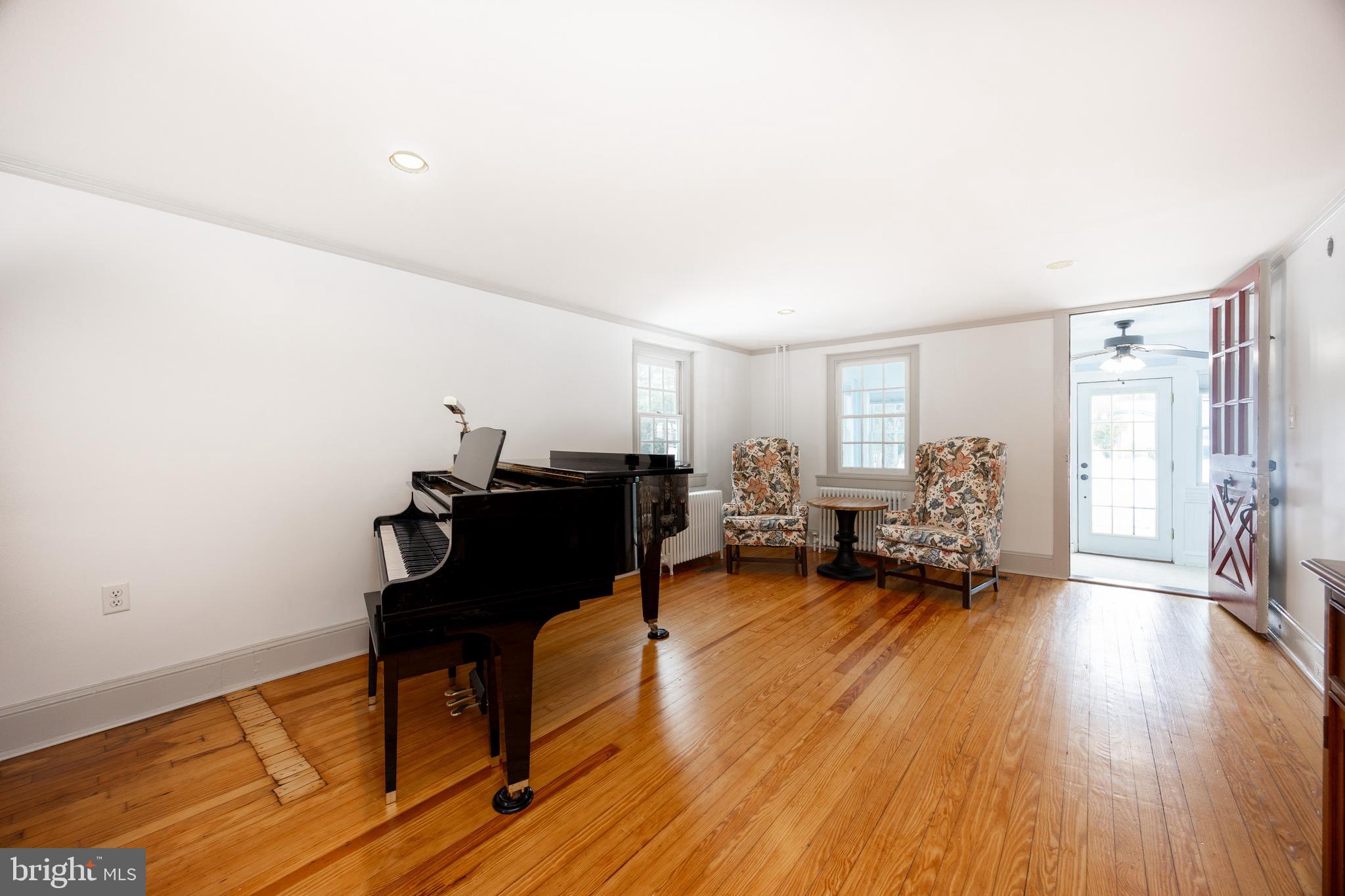 2151 Wentz Church Road Lansdale, PA 19446 - Photo 15 of 80