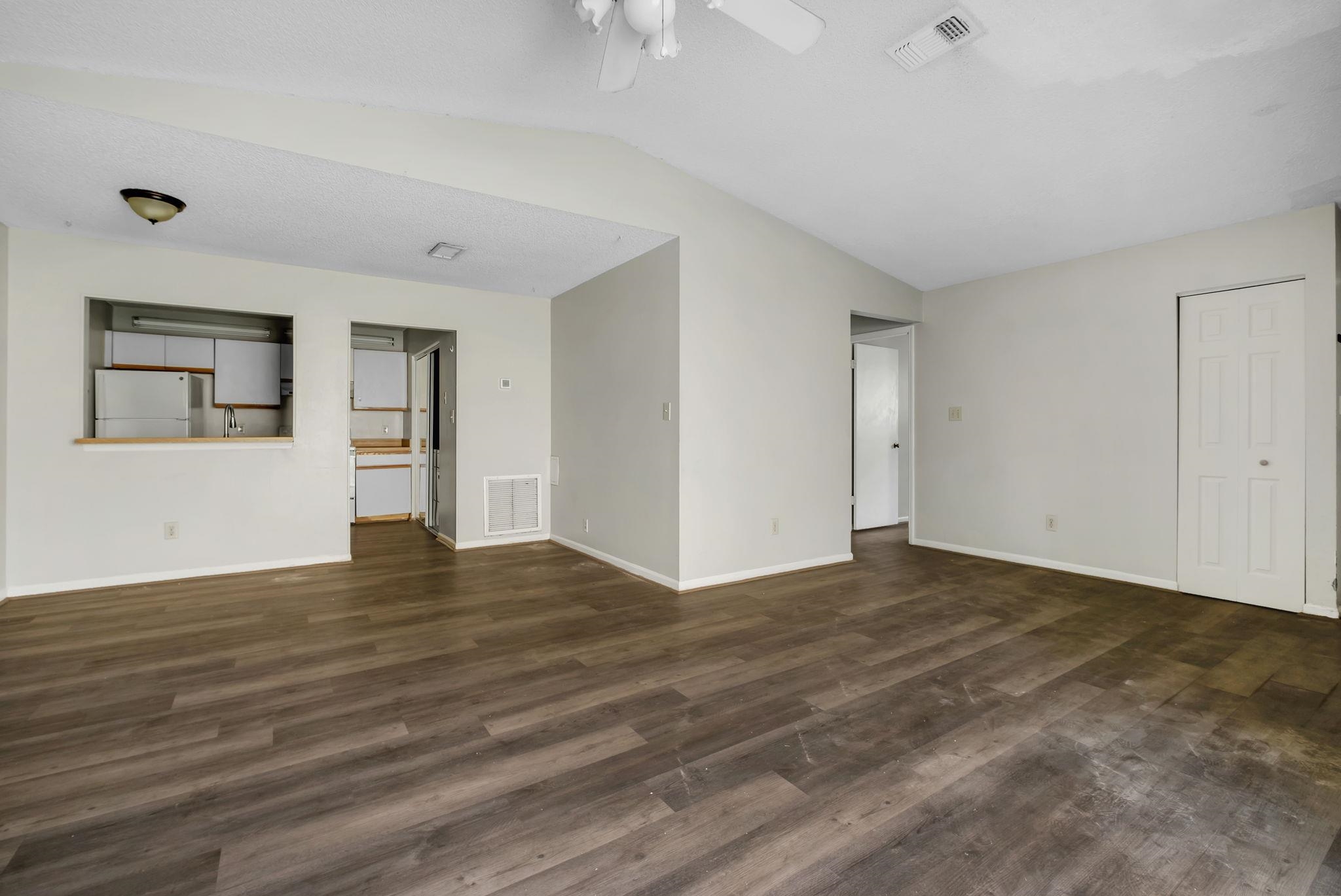 1571 Stone Road, Unit 11B Tallahassee, FL 32303 - Photo 11 of 28
