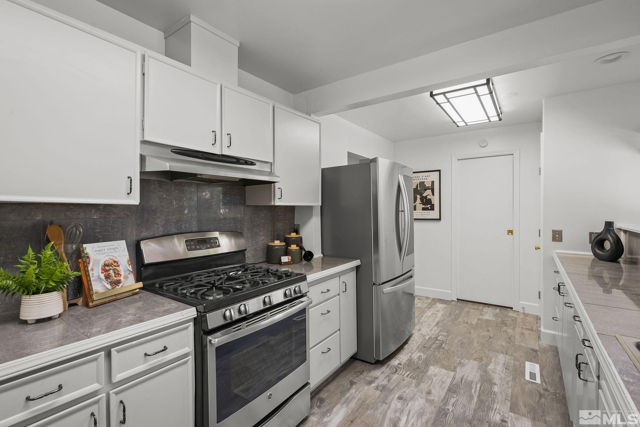 2865 Edgewood Drive Reno, NV 89503 - Photo 12 of 24 Photo 12