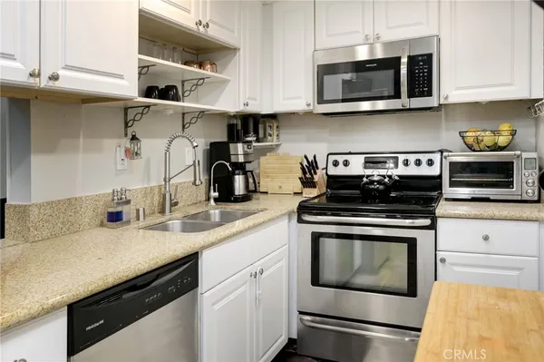 $3,450 | 23821 Hillhurst Drive, Unit 16, Laguna Niguel, CA 92677