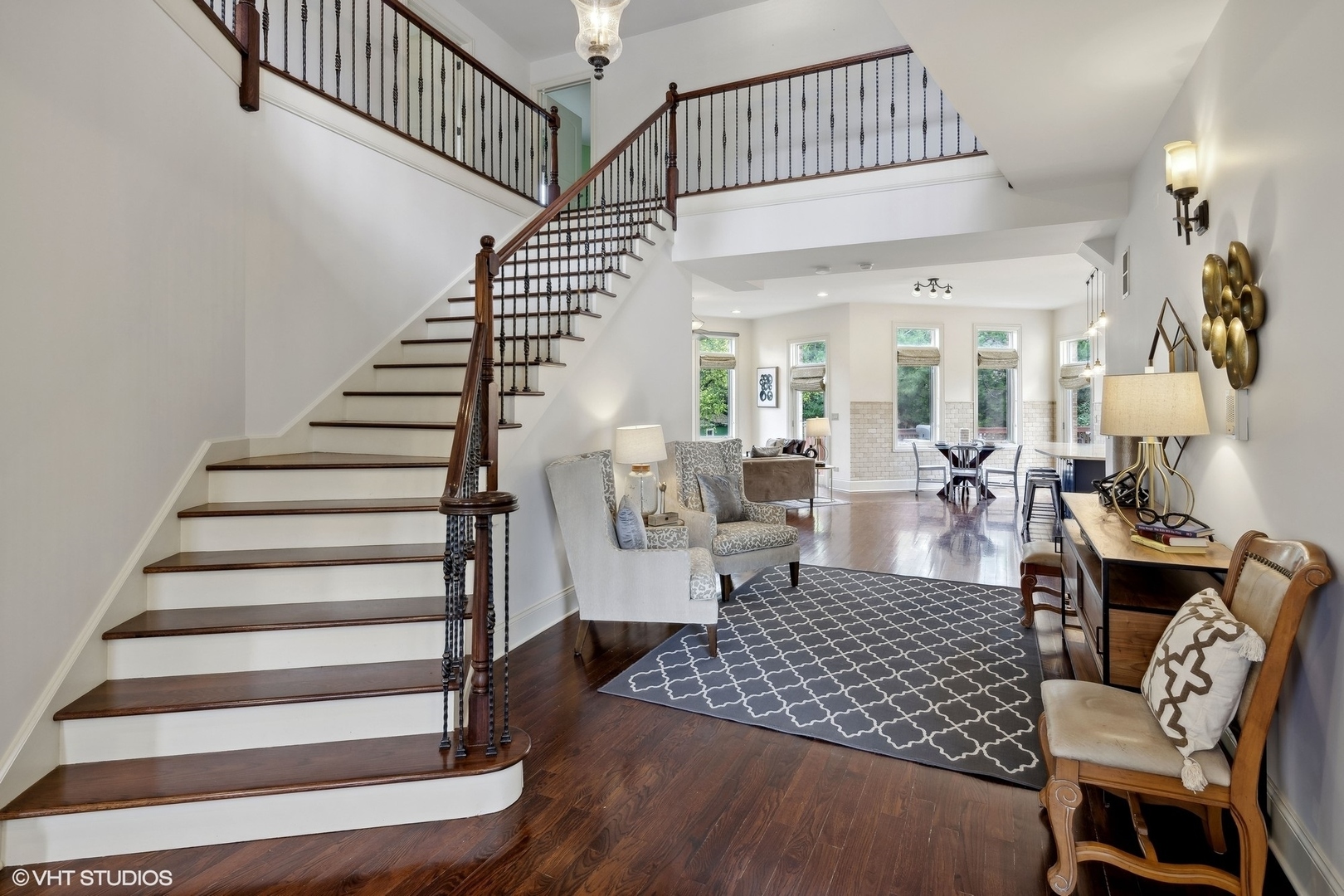 915 Glenshire Road Glenview, IL 60025 - Photo 4 of 50