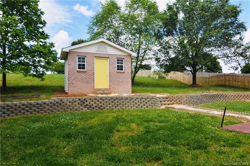 509 Circle Trace Road Monroe, NC 28110 - Photo 35 of 36 a front view of a house with garden