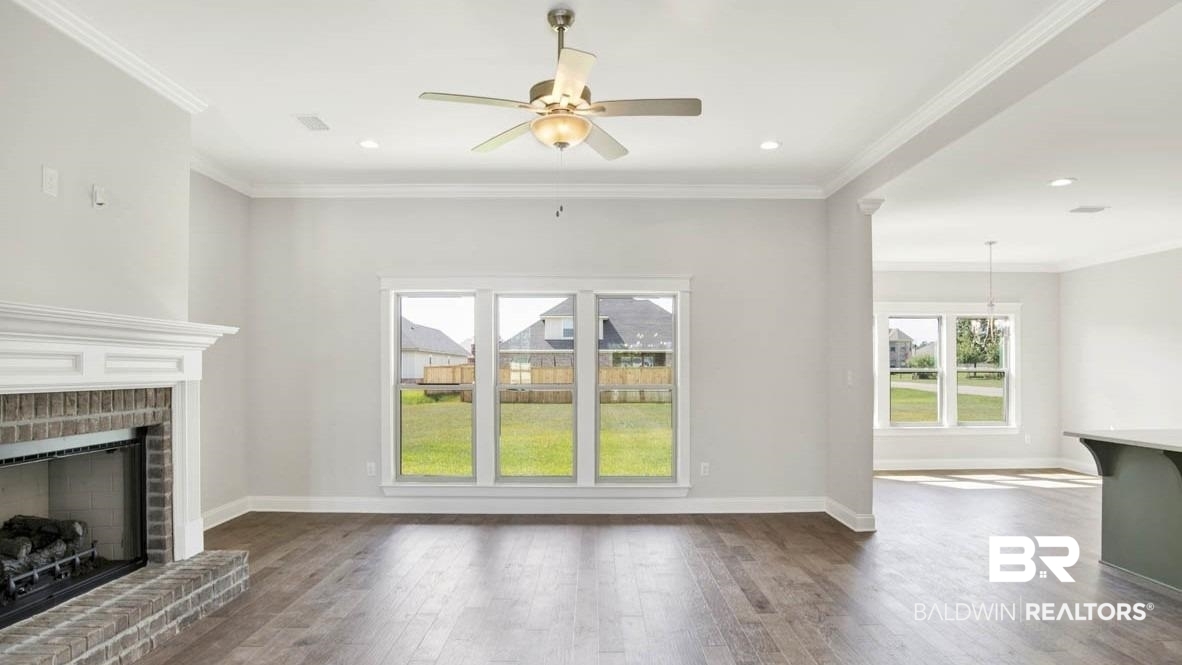 10237 Secretariat Boulevard Daphne, AL 36526 - Photo 7 of 33