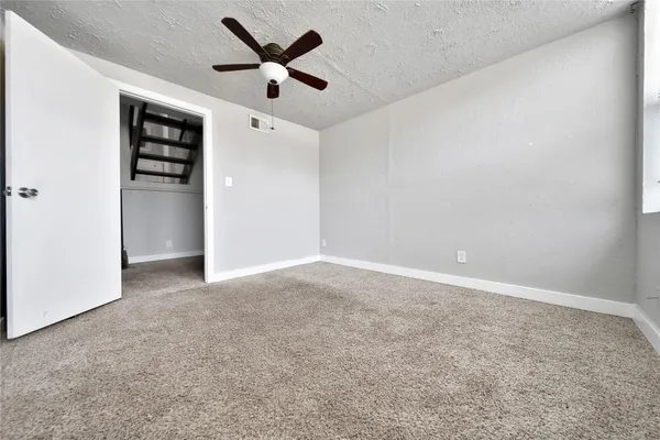 $125,000 | 28 Lakeway Street, Conroe, TX 77304