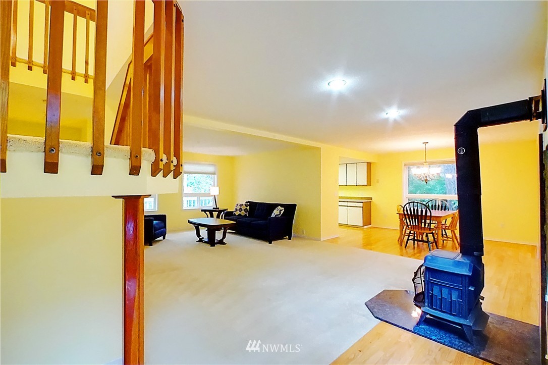 23224 Landers Road Southwest Vashon, WA 98070 - Photo 18 of 25