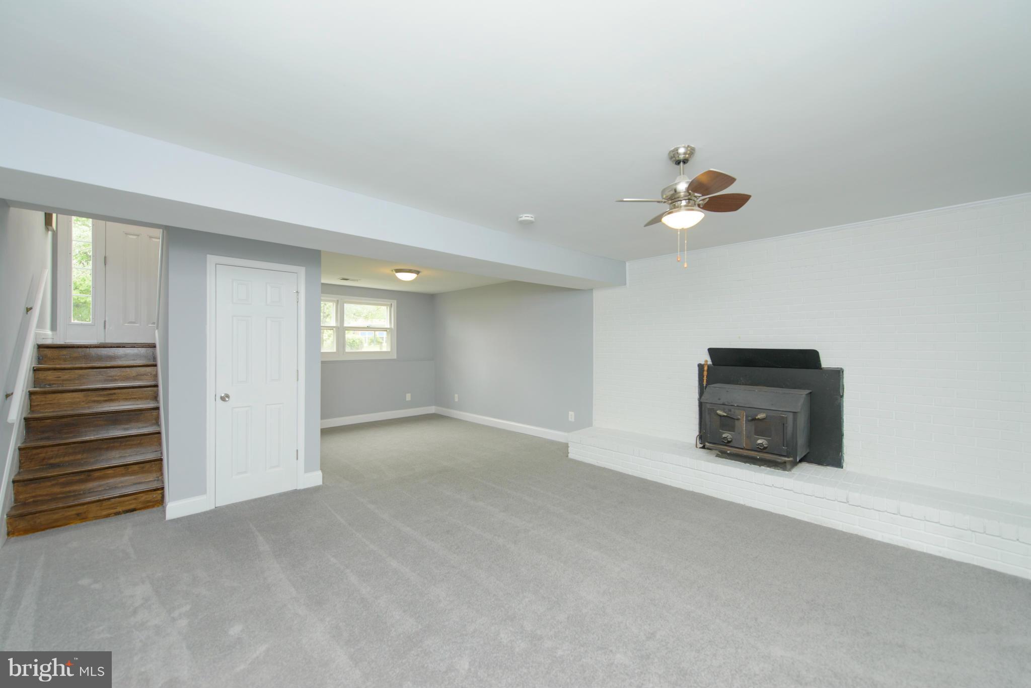 918 Blue Ridge Drive Annapolis, MD 21409 - Photo 16 of 30 Family Room with Wood Stove