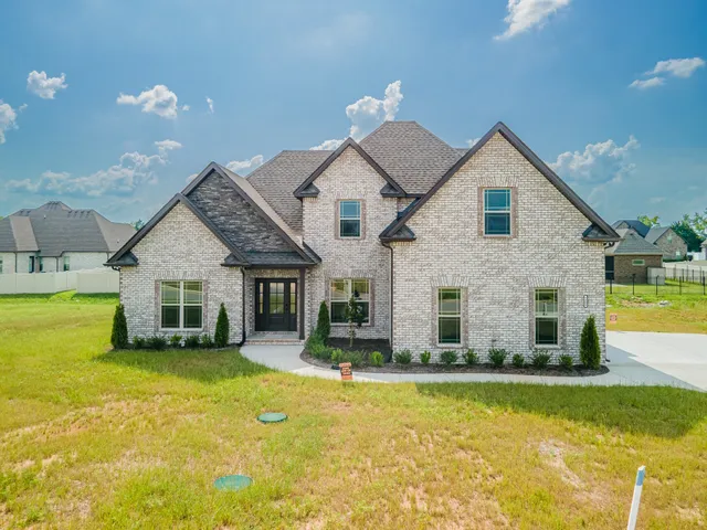 $624,999 | 5404 Walnut Farms Boulevard, Christiana, TN 37037