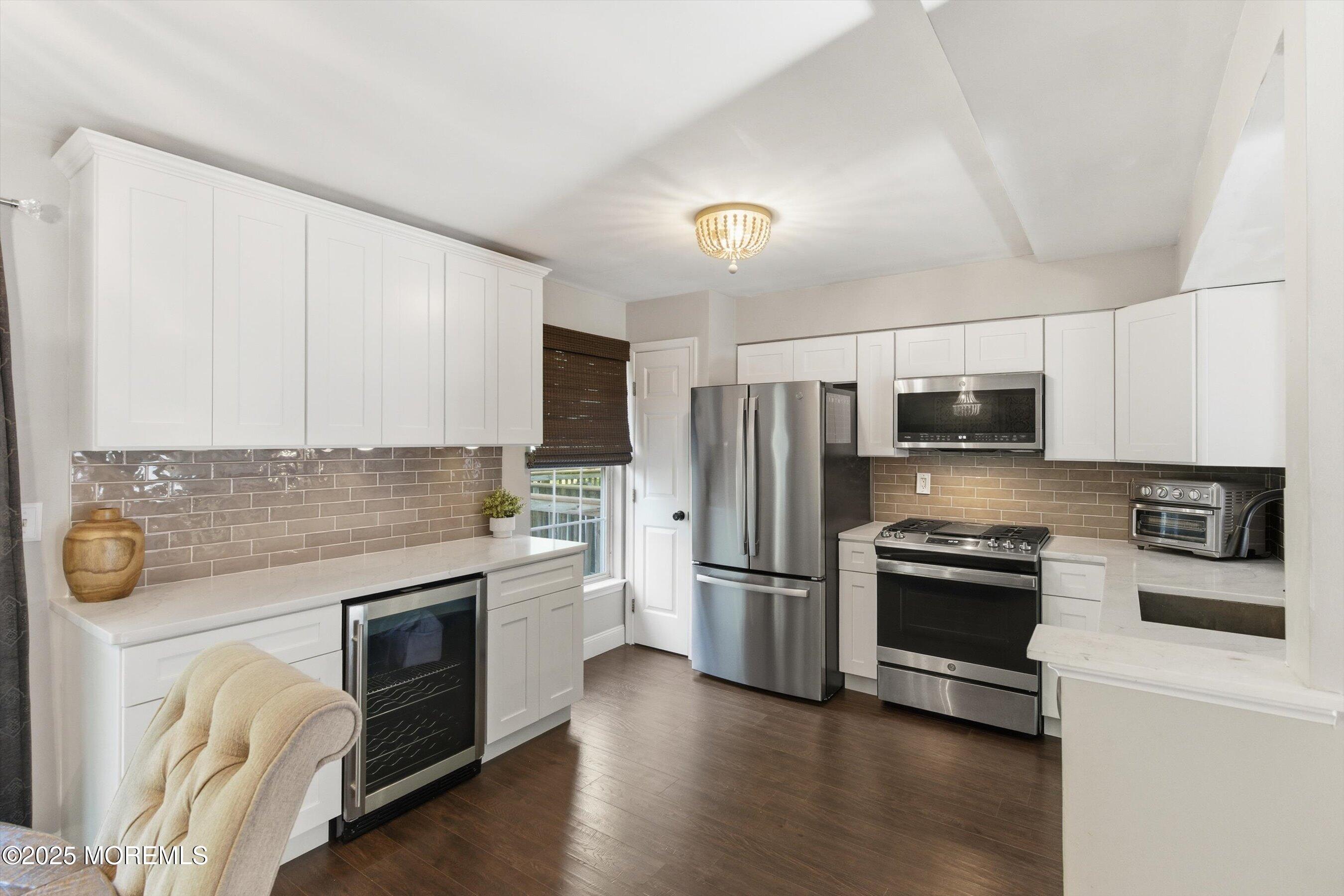 9 Abby Road, Unit 9 Farmingdale, NJ 07727 - Photo 10 of 21 08-Kitchen 1A