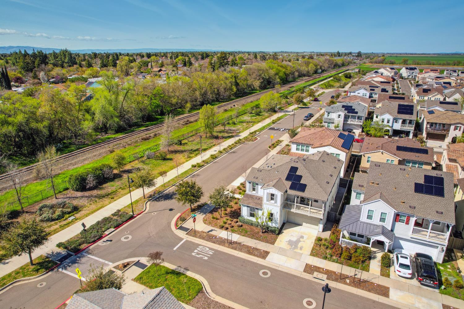 2230 Cannery Loop Davis, CA 95616 - Photo 7 of 53