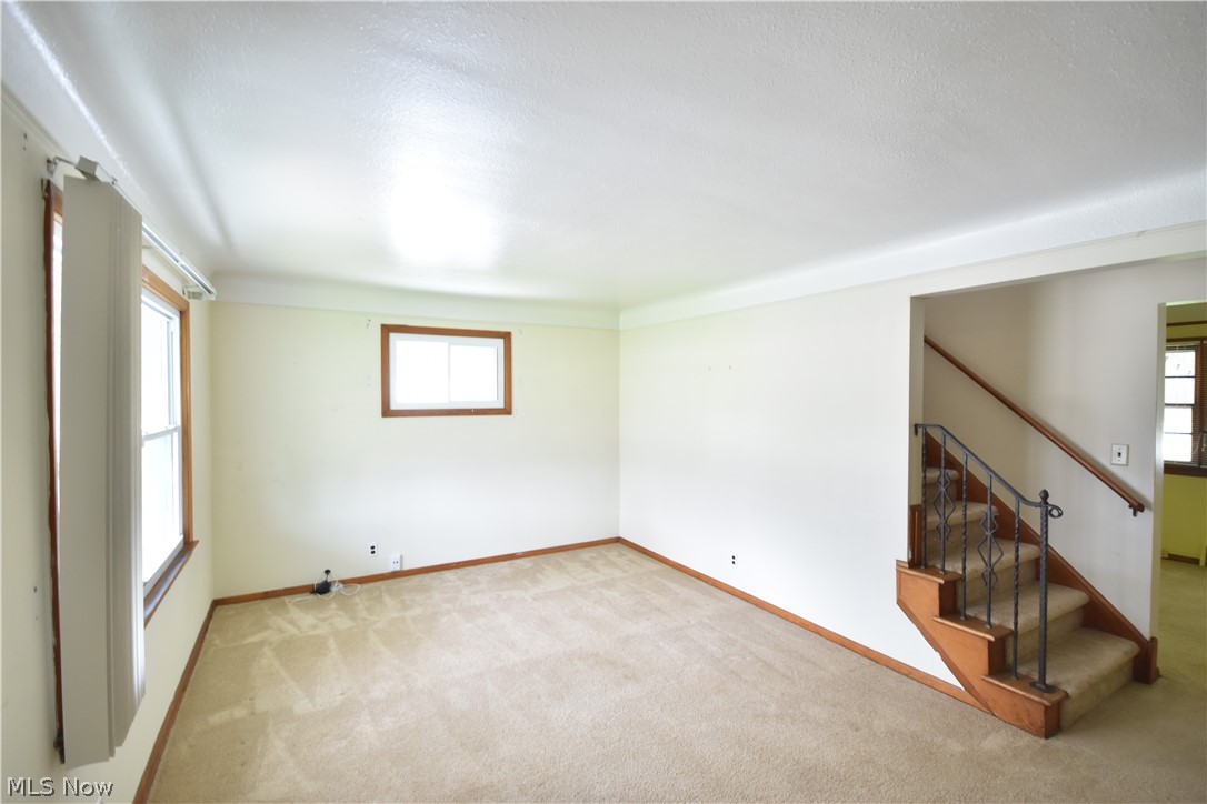 31921 Pendley Road Willowick, OH 44095 - Photo 4 of 22 View of carpeted empty room