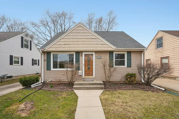 $325,000 | 3439 South 80th Street, Milwaukee, WI 53219