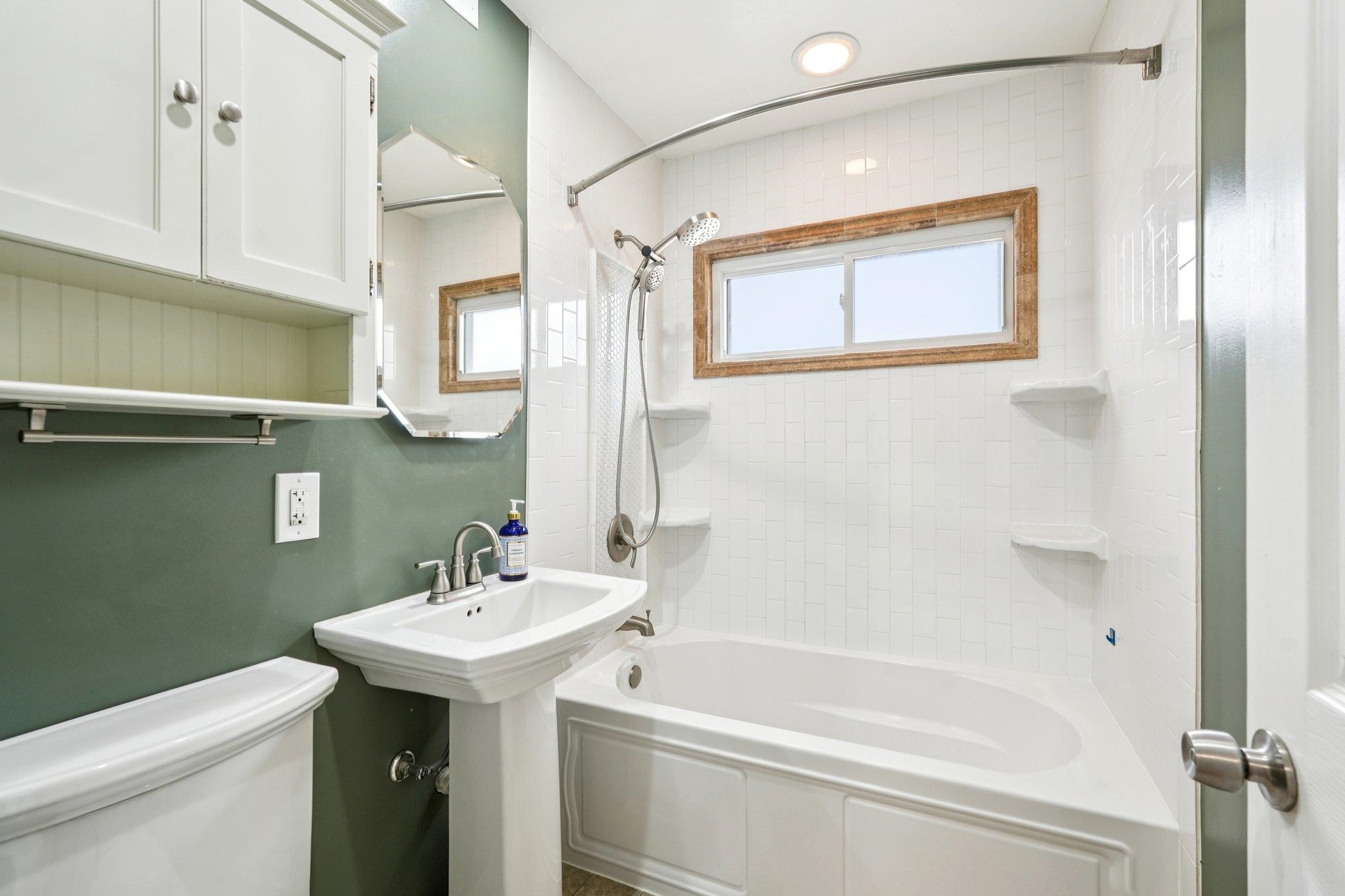 3439 South 80th Street Milwaukee, WI 53219 - Photo 17 of 53