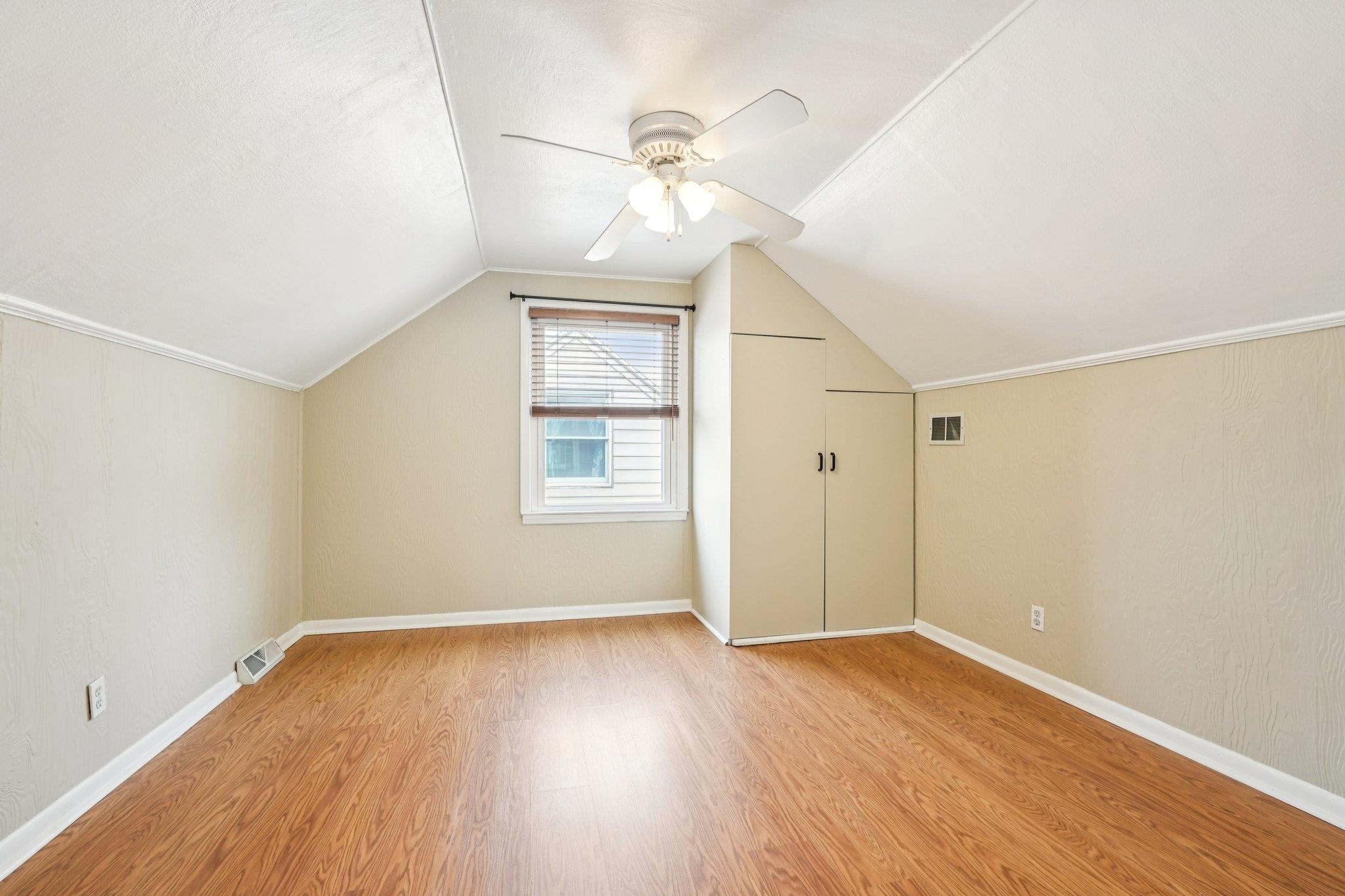 3439 South 80th Street Milwaukee, WI 53219 - Photo 23 of 53