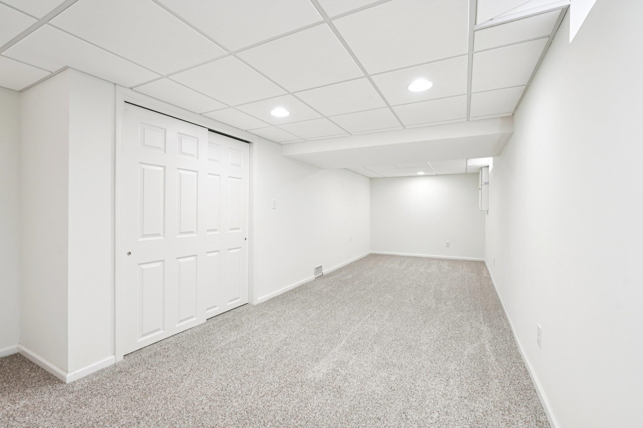 3439 South 80th Street Milwaukee, WI 53219 - Photo 29 of 53