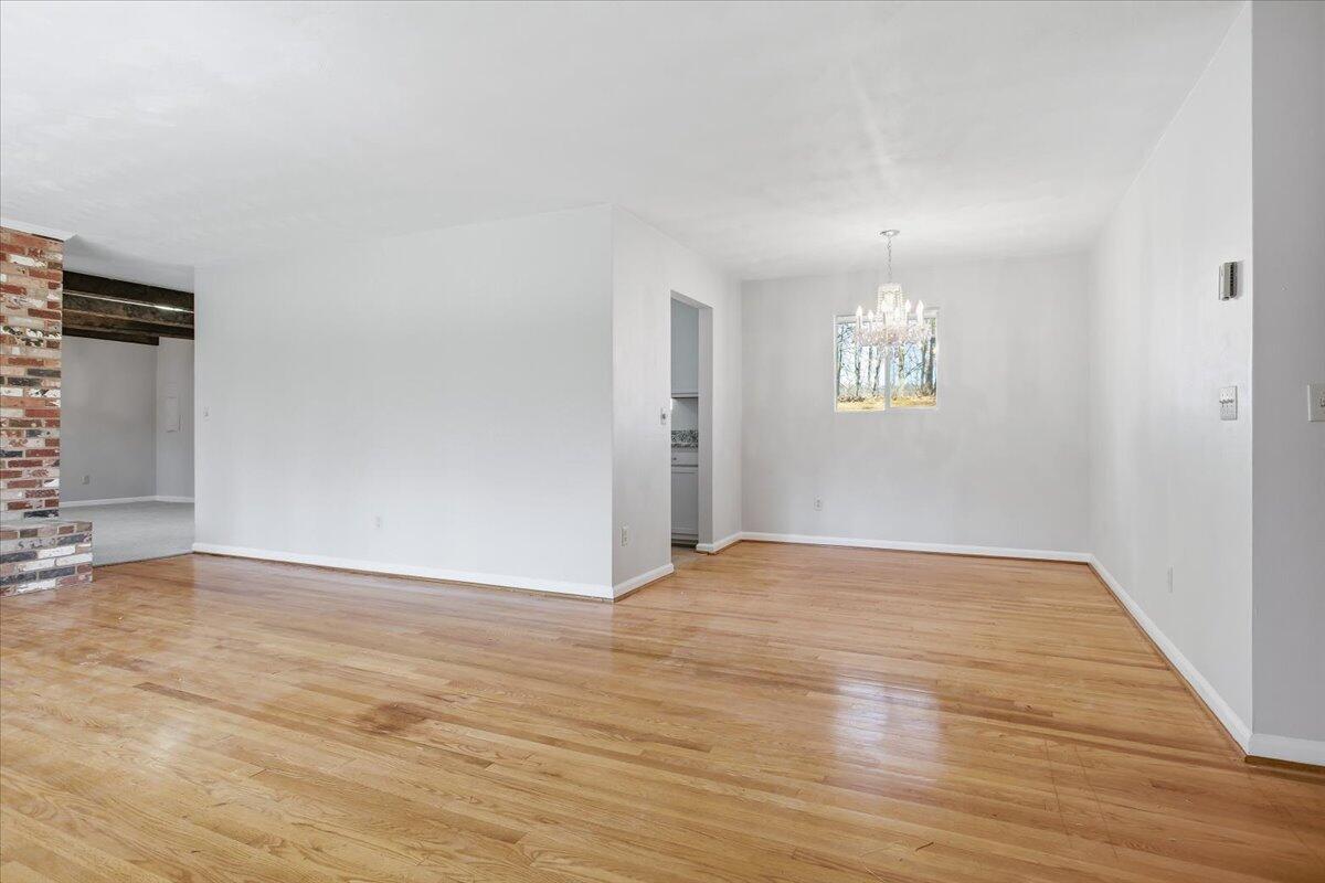 5585 Bent Mountain Road Roanoke, VA 24018 - Photo 27 of 53 31-5885 Bent Mt Rd-31