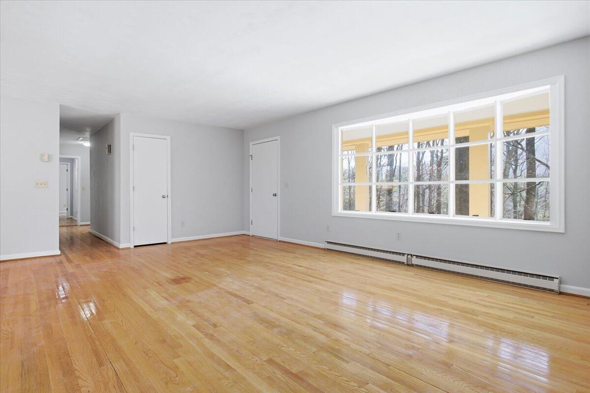 5585 Bent Mountain Road Roanoke, VA 24018 - Photo 28 of 53 32-5885 Bent Mt Rd-32