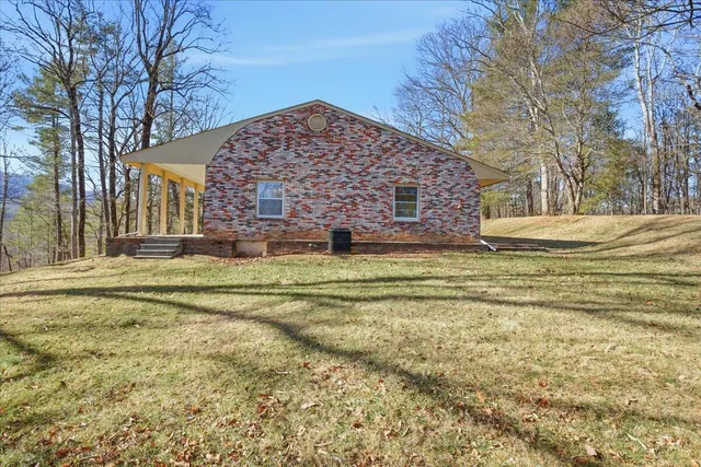 $649,950 | 5885 Bent Mountain Road, Roanoke, VA 24018