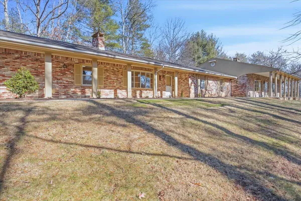 $649,950 | 5885 Bent Mountain Road, Roanoke, VA 24018