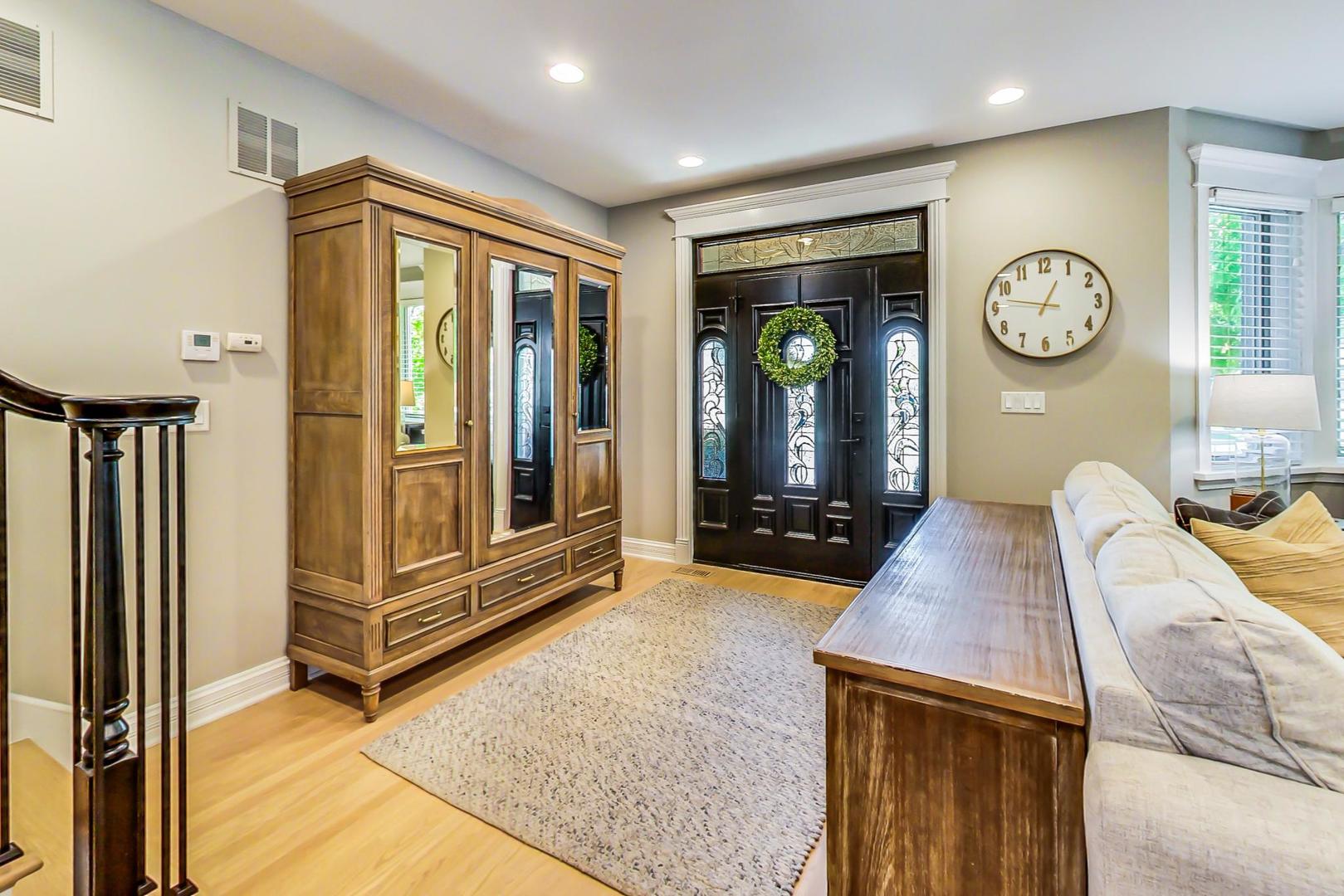 4133 North Kenneth Avenue Chicago, IL 60641 - Photo 5 of 54 a view of a hallway with elevator