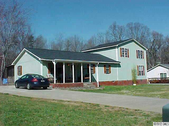 1063 Hay Row Road Clover, SC 29710 - Photo 1 of 13 Gallery Image 1