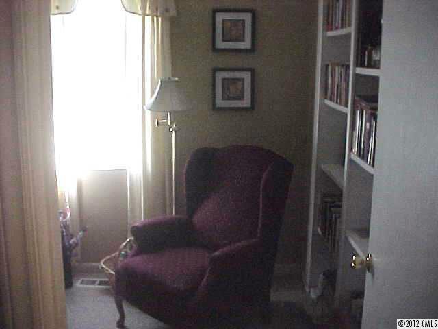 1063 Hay Row Road Clover, SC 29710 - Photo 5 of 13 Gallery Image 5