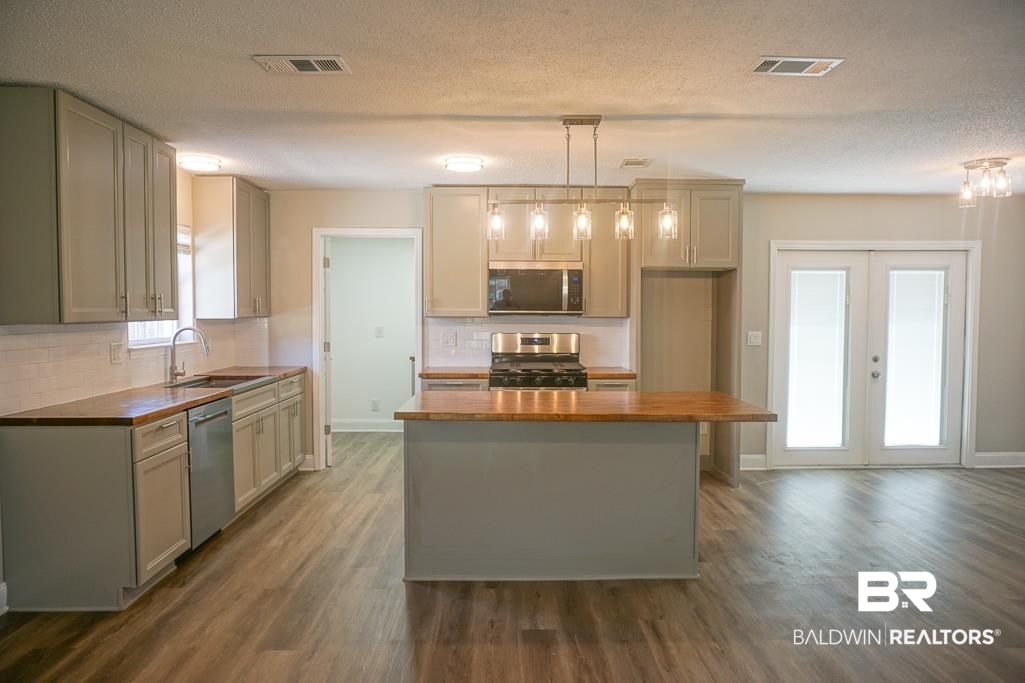 5161 Lancelot Drive Mobile, AL 36619 - Photo 6 of 21