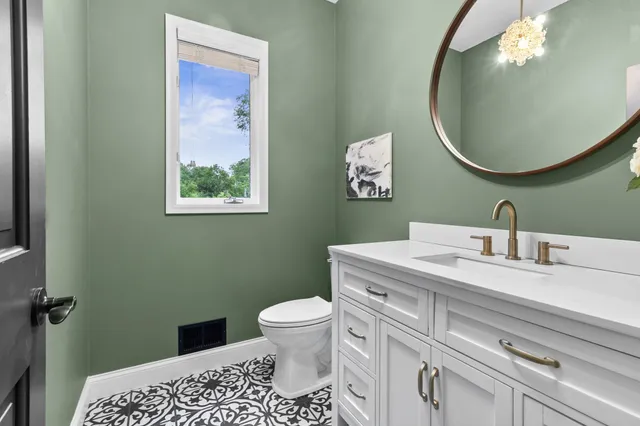 $815,000 | 17702 Layton Court, Lakeville, MN 55044