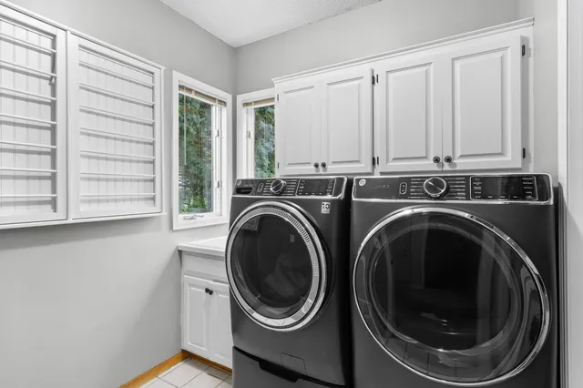 $815,000 | 17702 Layton Court, Lakeville, MN 55044