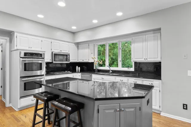 $815,000 | 17702 Layton Court, Lakeville, MN 55044