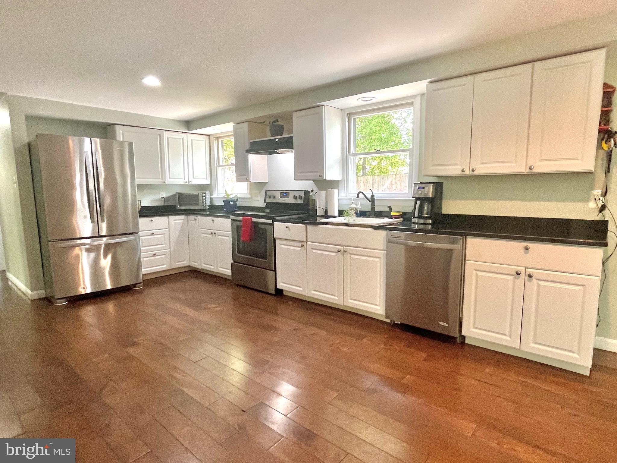 17420 Riffle Ford Road Germantown, MD 20874 - Photo 12 of 23 Gallery Image 12