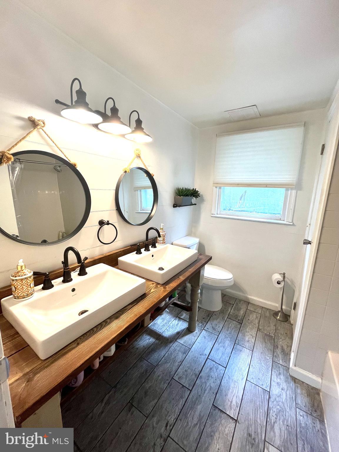 17420 Riffle Ford Road Germantown, MD 20874 - Photo 15 of 23 Gallery Image 15