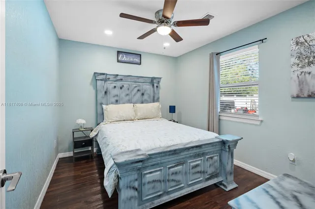 $585,000 | 304 Bradley, Lehigh Acres, FL 33974