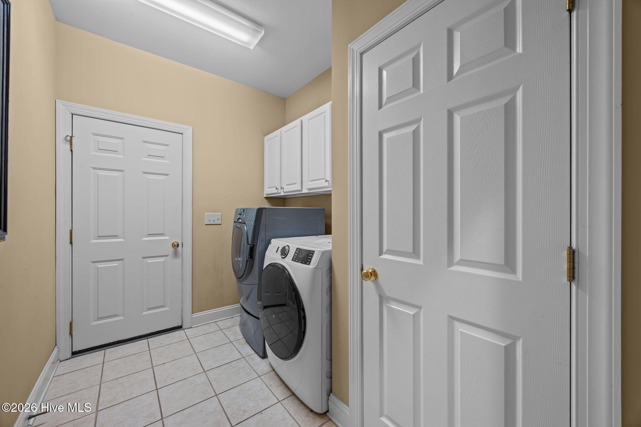 2301 Brices Creek Road New Bern, NC 28562 - Photo 23 of 54 Laundry room exiting to the garage