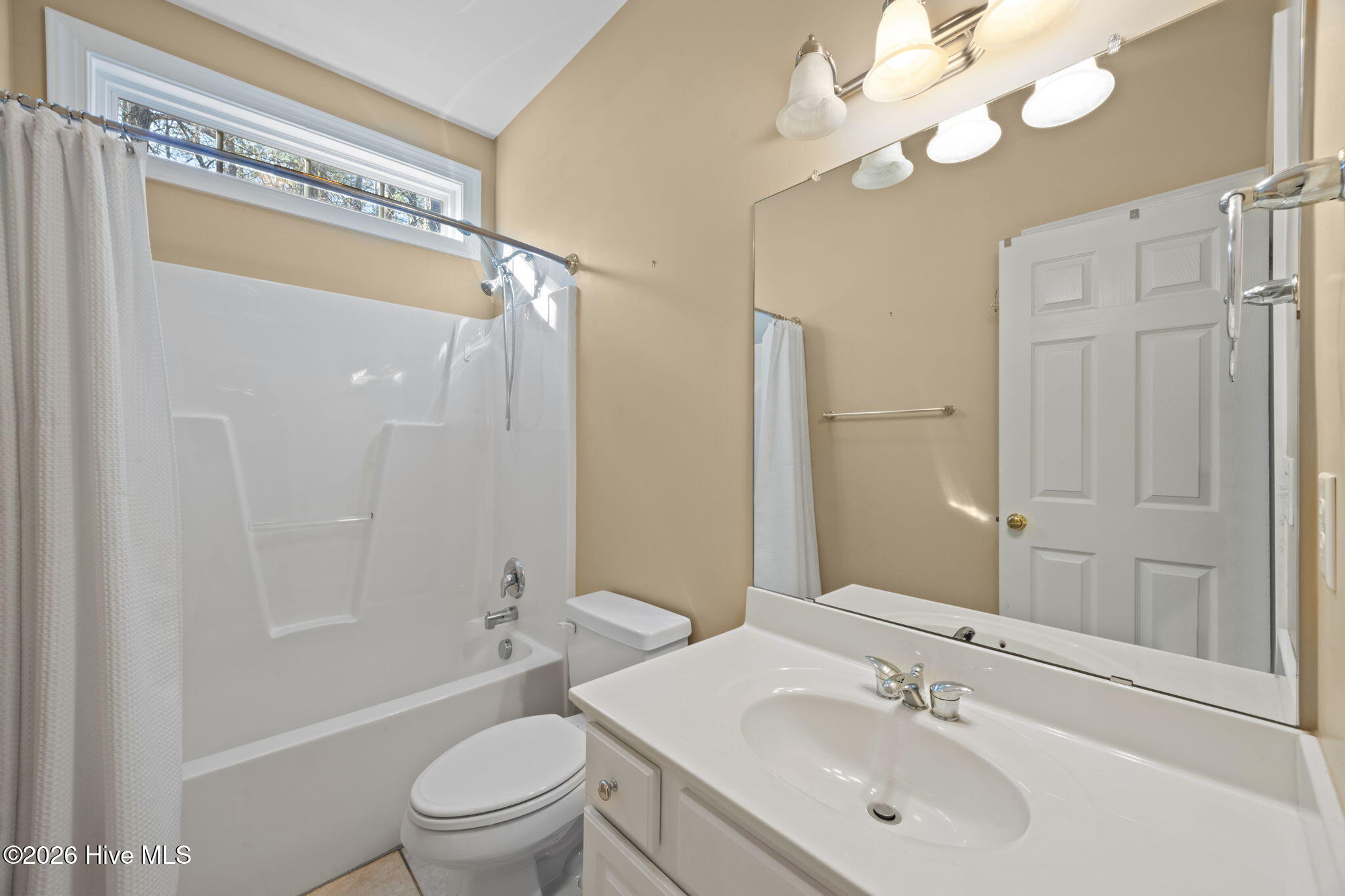 2301 Brices Creek Road New Bern, NC 28562 - Photo 33 of 54 1 of 3 full bathrooms