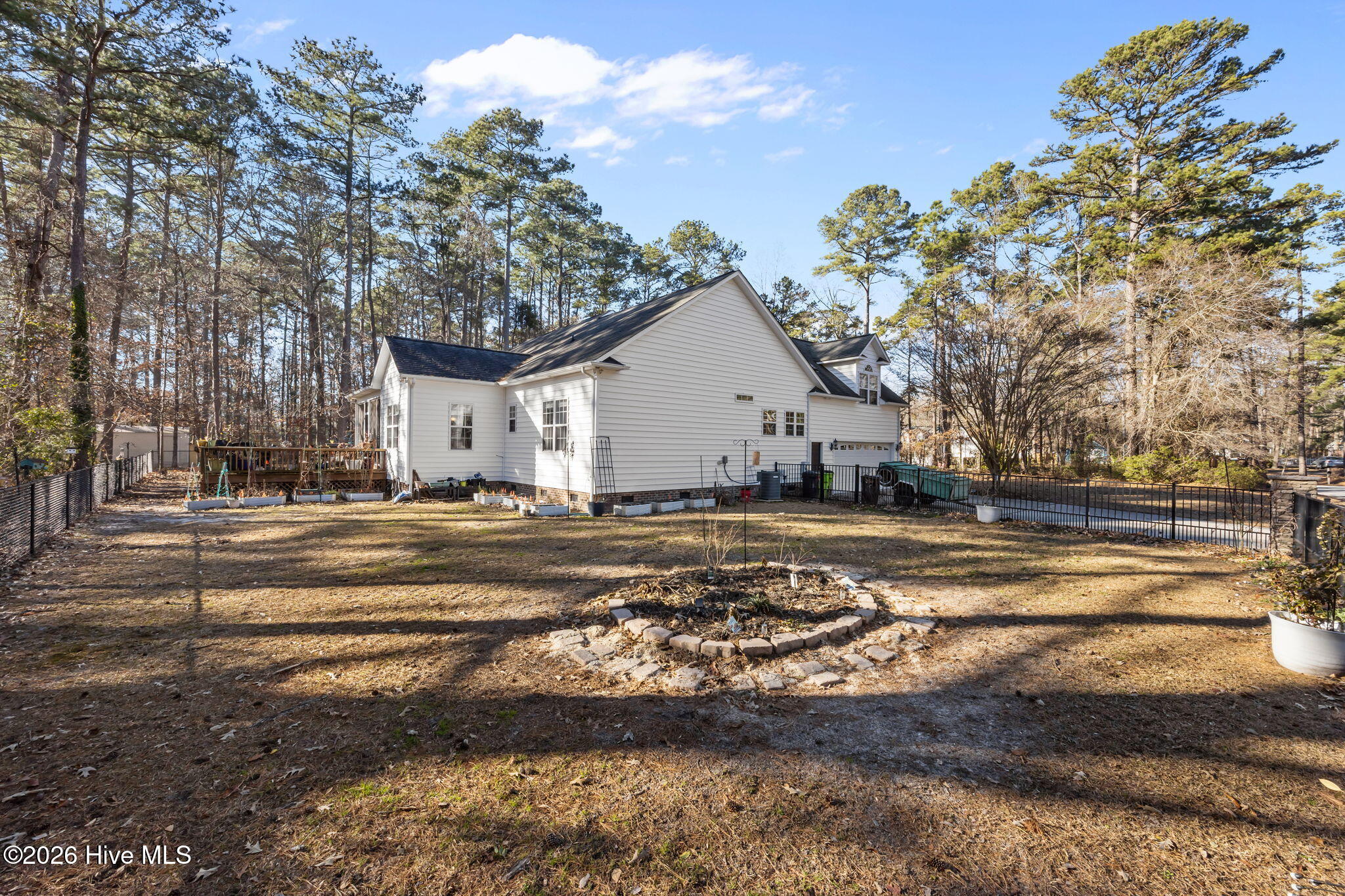 2301 Brices Creek Road New Bern, NC 28562 - Photo 43 of 54 side load garage