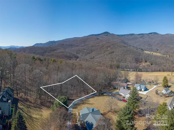 $50,000 | 0 Sams Trail, Unit 27, Waynesville, NC 28786