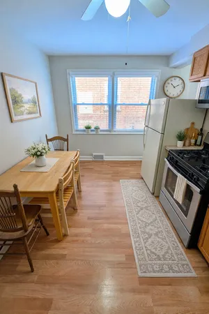 $209,900 | 4848 Hull Street, Unit 1E, Skokie, IL 60077