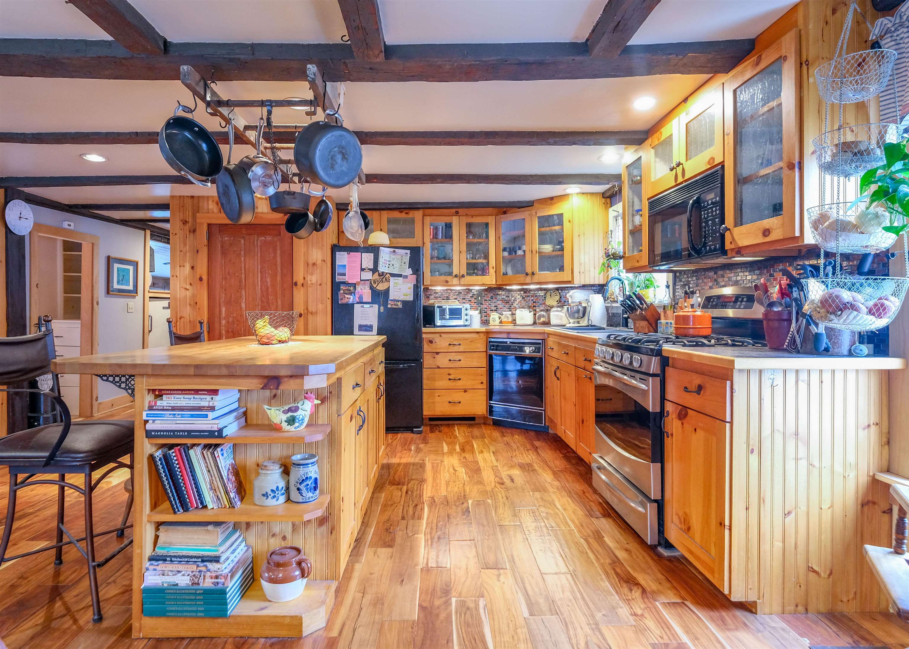 335 North Street Chester, VT 05143 - Photo 18 of 62