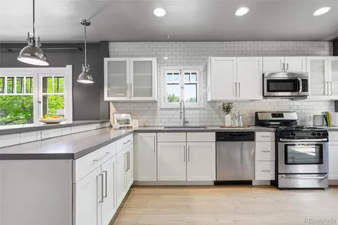 $850,000 | 601 Jackson Street, Denver, CO 80206