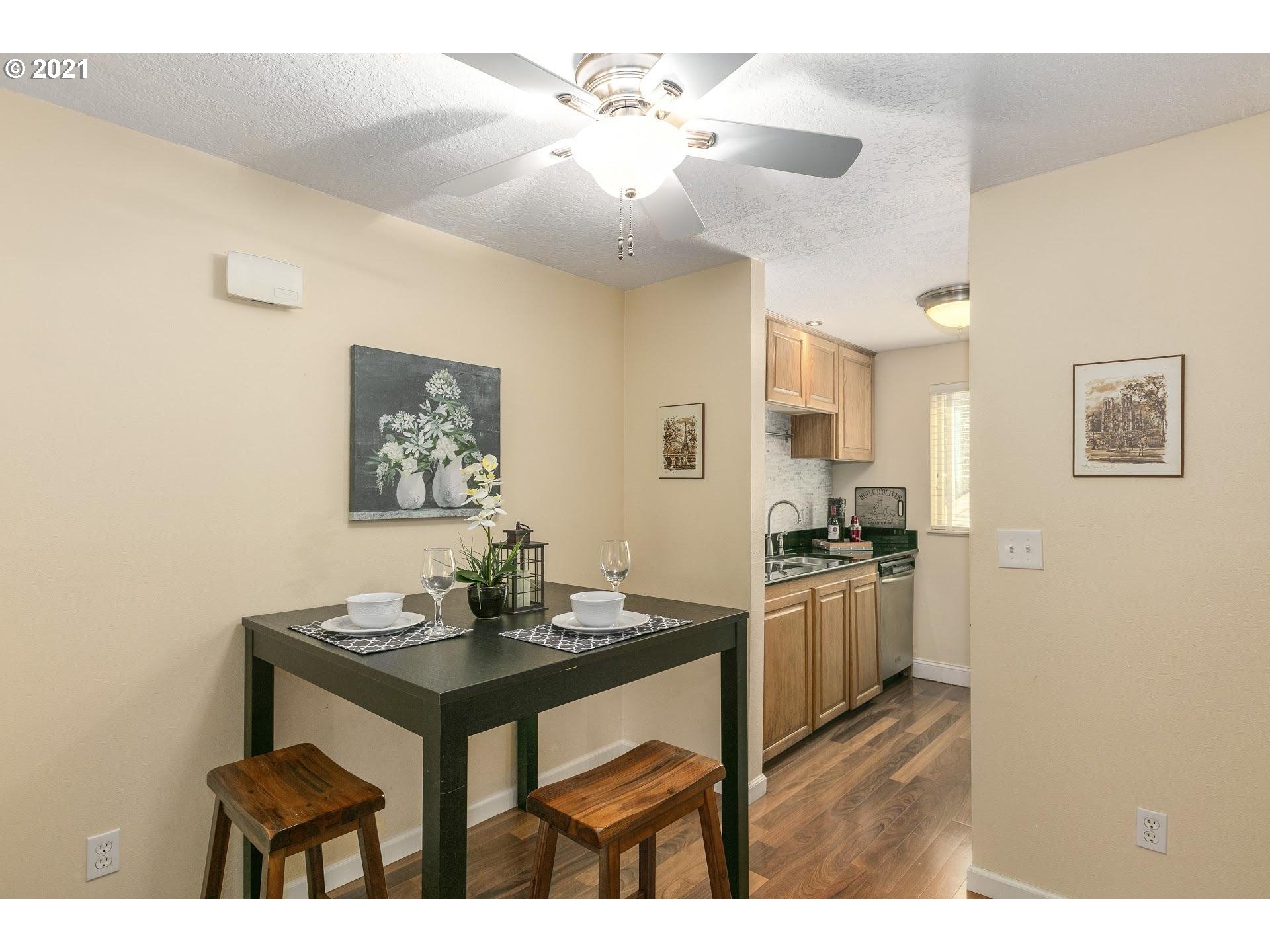 12618 Northwest Barnes Road, Unit 8 Portland, OR 97229 - Photo 11 of 29 Gallery Image 11