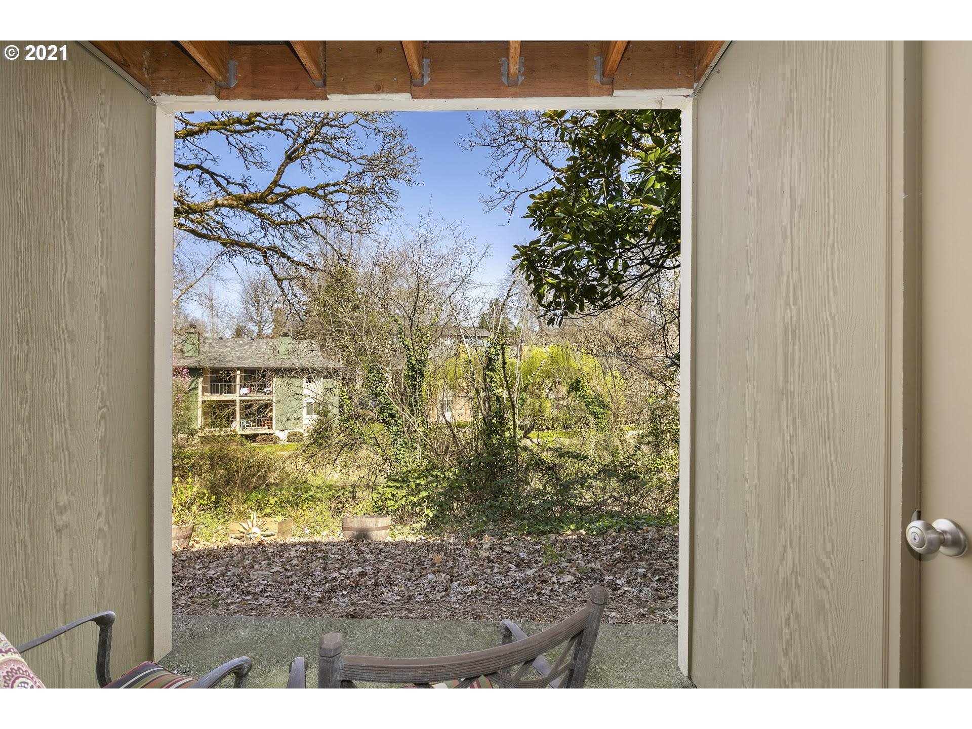 12618 Northwest Barnes Road, Unit 8 Portland, OR 97229 - Photo 20 of 29 Gallery Image 20