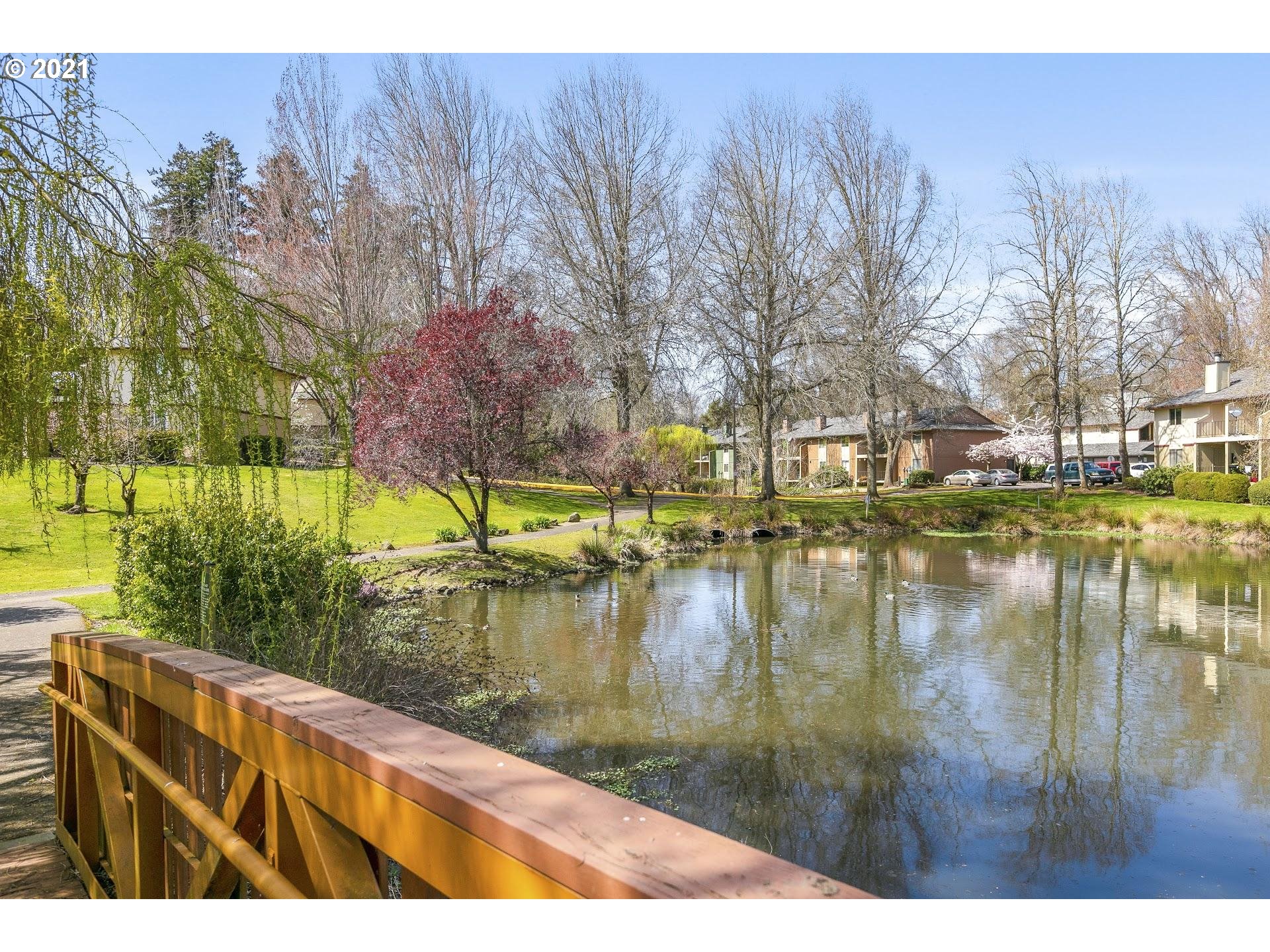 12618 Northwest Barnes Road, Unit 8 Portland, OR 97229 - Photo 24 of 29 Gallery Image 24