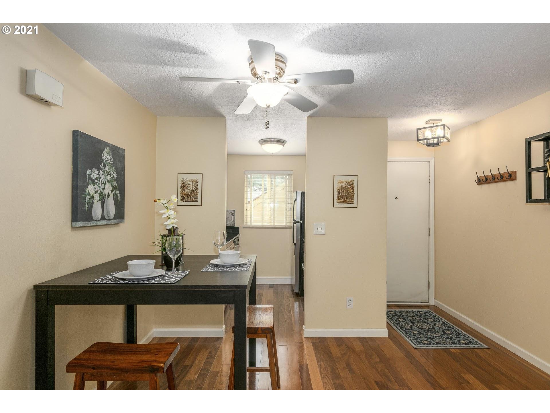 12618 Northwest Barnes Road, Unit 8 Portland, OR 97229 - Photo 9 of 29 Gallery Image 9