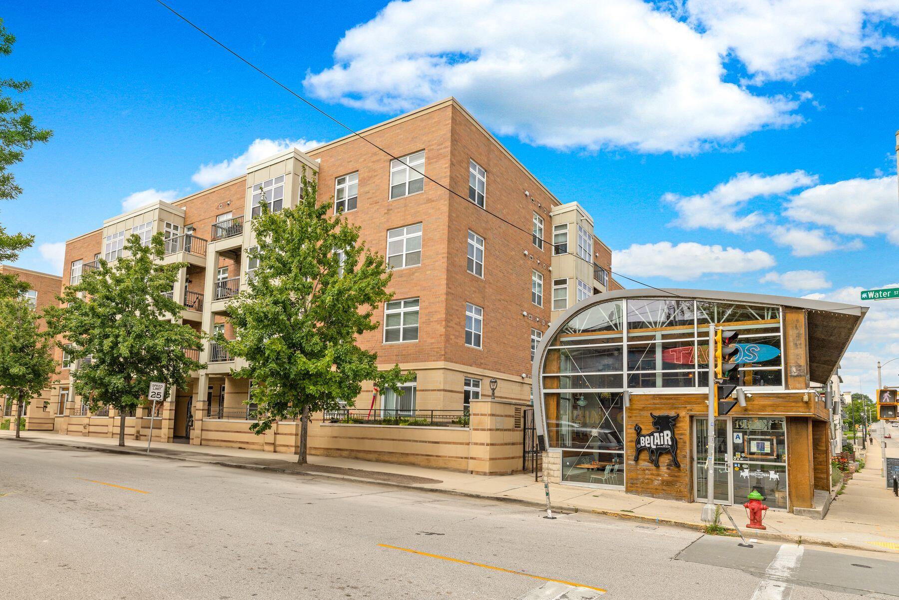 1925 North Water Street, Unit 301 Milwaukee, WI 53202 - Photo 14 of 15 Great Location!