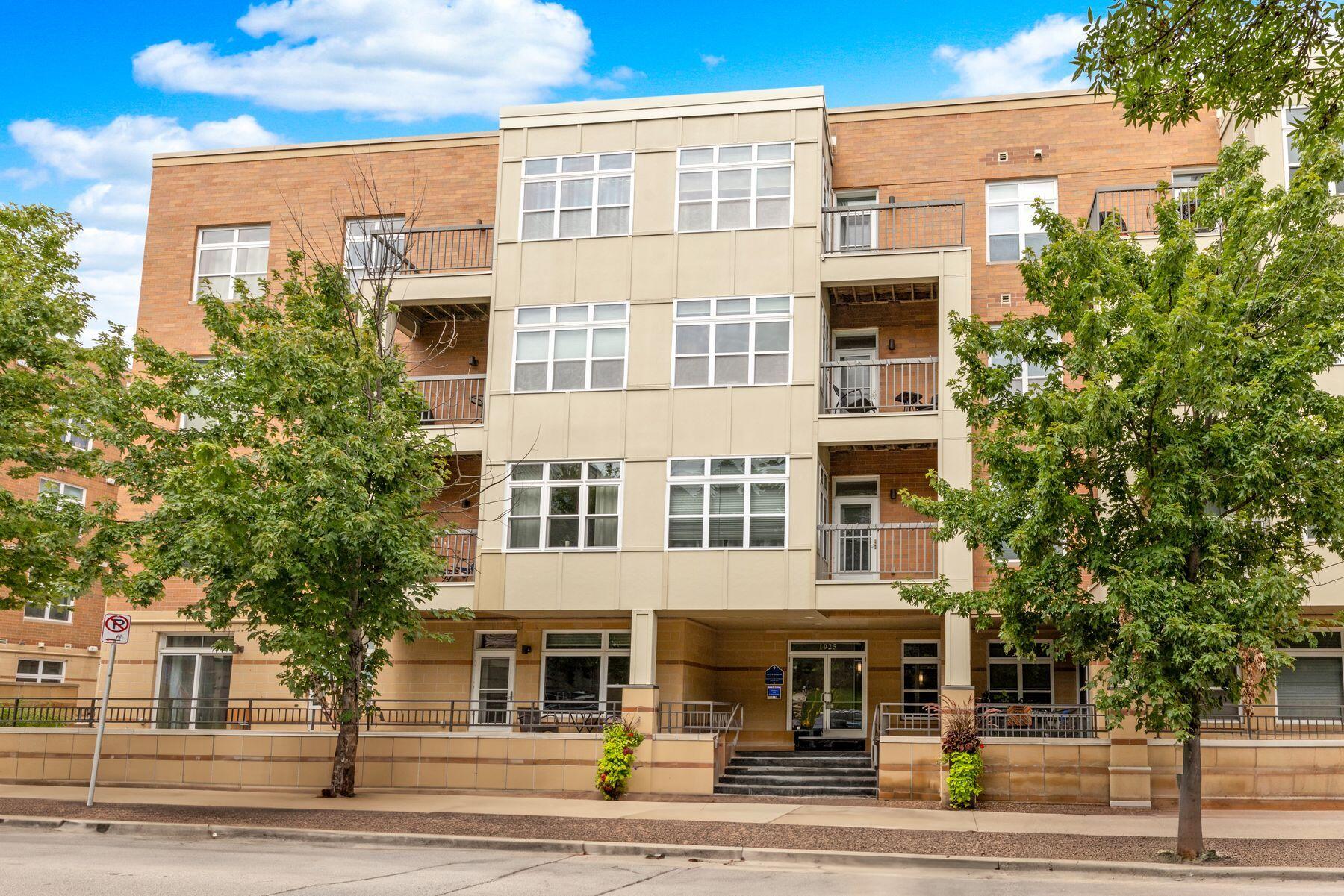 1925 North Water Street, Unit 301 Milwaukee, WI 53202 - Photo 15 of 15 Riverbridge Condos